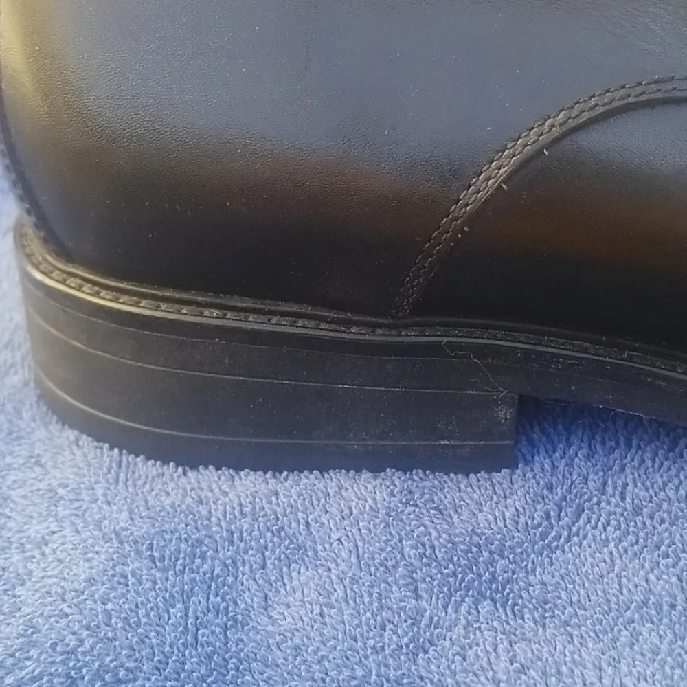 Geox- size 10 mens black shoes - Picture 4 of 4